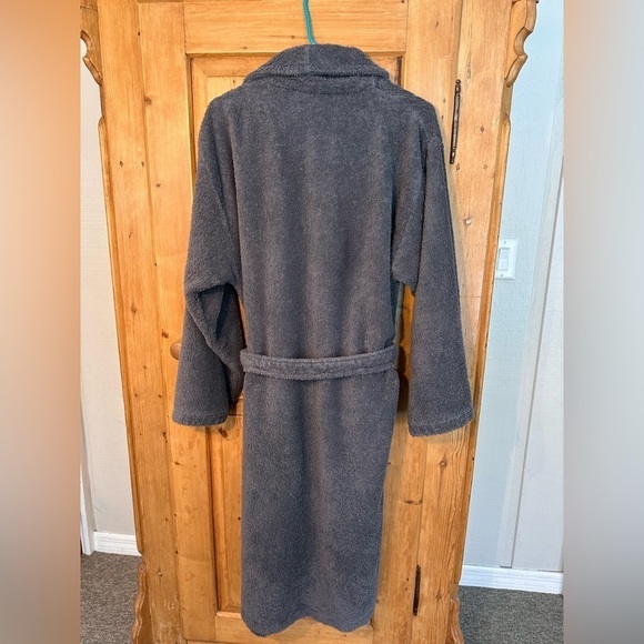Linum Home Textiles Gray Bathrobe W/Detached Gray Sash Men’s Size Medium. - Picture 3 of 6